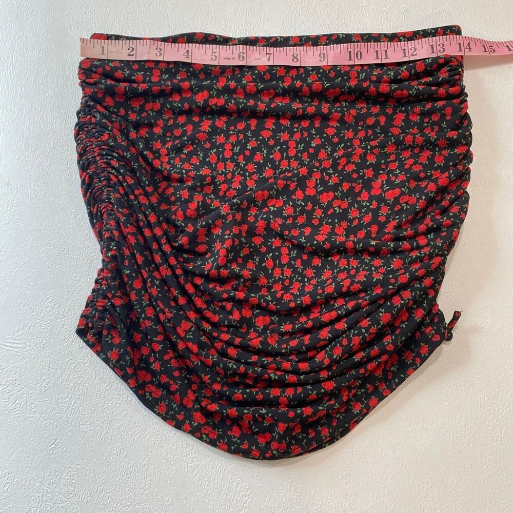 Windsor Ruched Floral Mini Skirt Black Red Rose Print Size Large - Picture 6 of 7